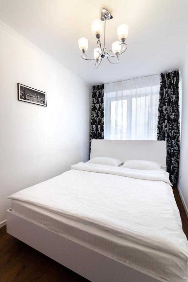 Leogrand Apartments On Svobody 리비프 외부 사진